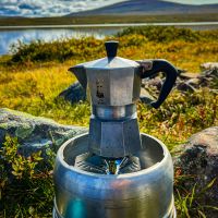 Espresso mit dem Bialetti-Kocher in den Bergen ist Luxus