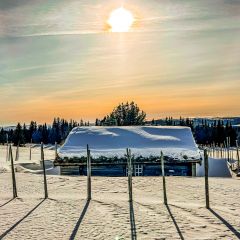 03_verschneite_hutte_schweden